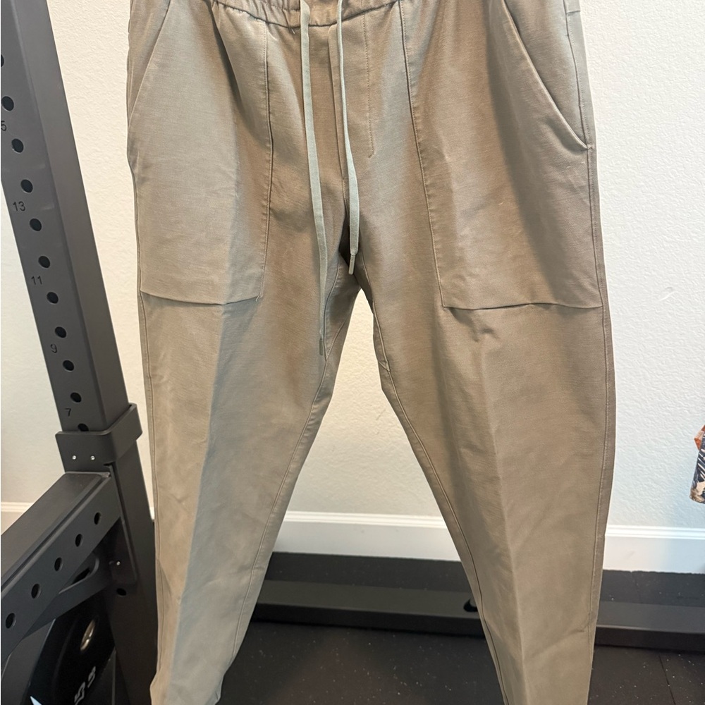 lululemon athletica Men's Khaki Joggers
